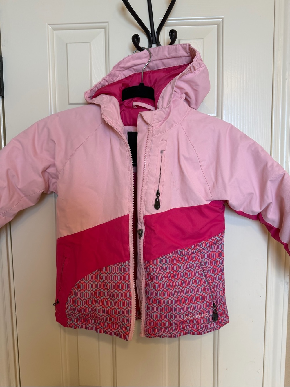 Arctix Girls' Two-Tone Light Pink and Bright Pink Hooded Puffer Jacket